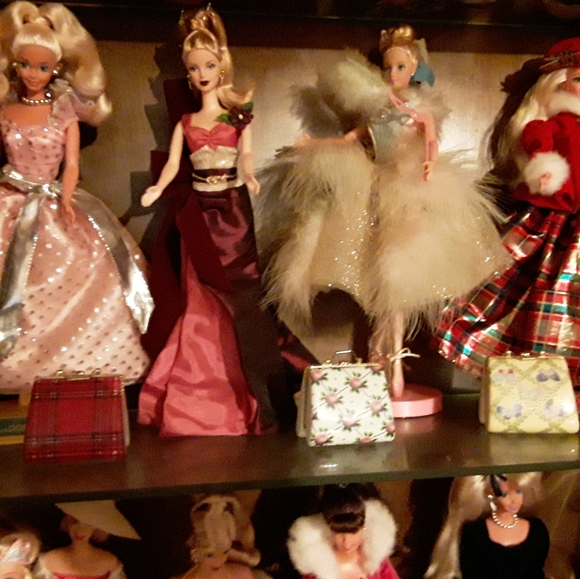 Barbies - Picture 5 of 8